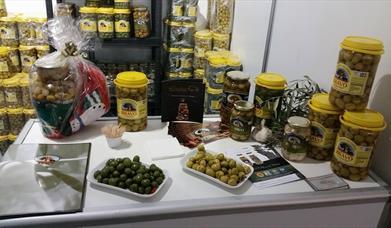 Aceitunas y Encurtidos Bravo