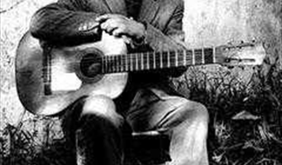 Rafael del Águila