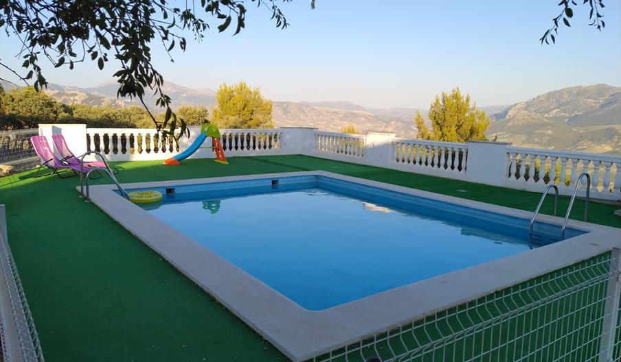 Piscina. Apartamento Mágina Dream La Guardia