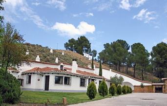 Apartamentos Cuevas del Tío Tobas