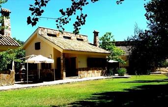 Apartamentos La Villa Rural